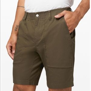 NWT Authentic ~ Lululemon Weekender Short 9